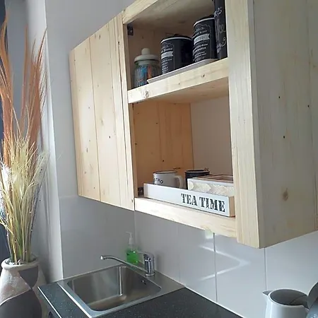 Bed & Breakfast Svs Den Burg