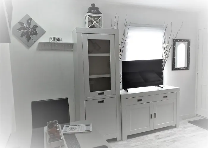 Svs Bed & Breakfast 3*